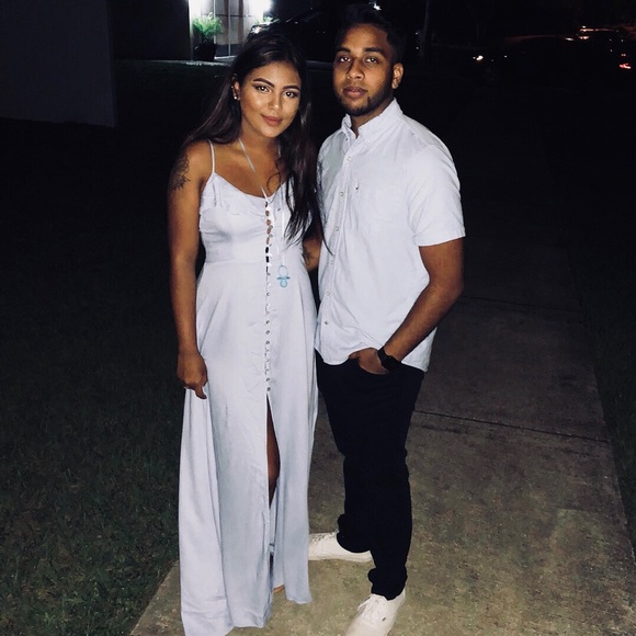 FORVER21 BUTTON DOWN DRESS - Picture 2 of 2